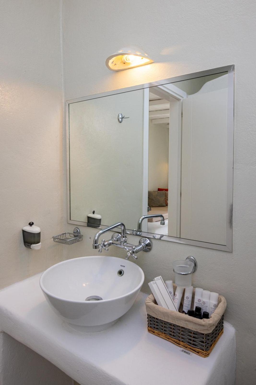 Soulmate'S Suites Tinos Kionia Exteriér fotografie